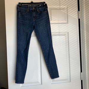 American Eagle Hi-rise Jegging, SIZE 2 SHORT, dark wash